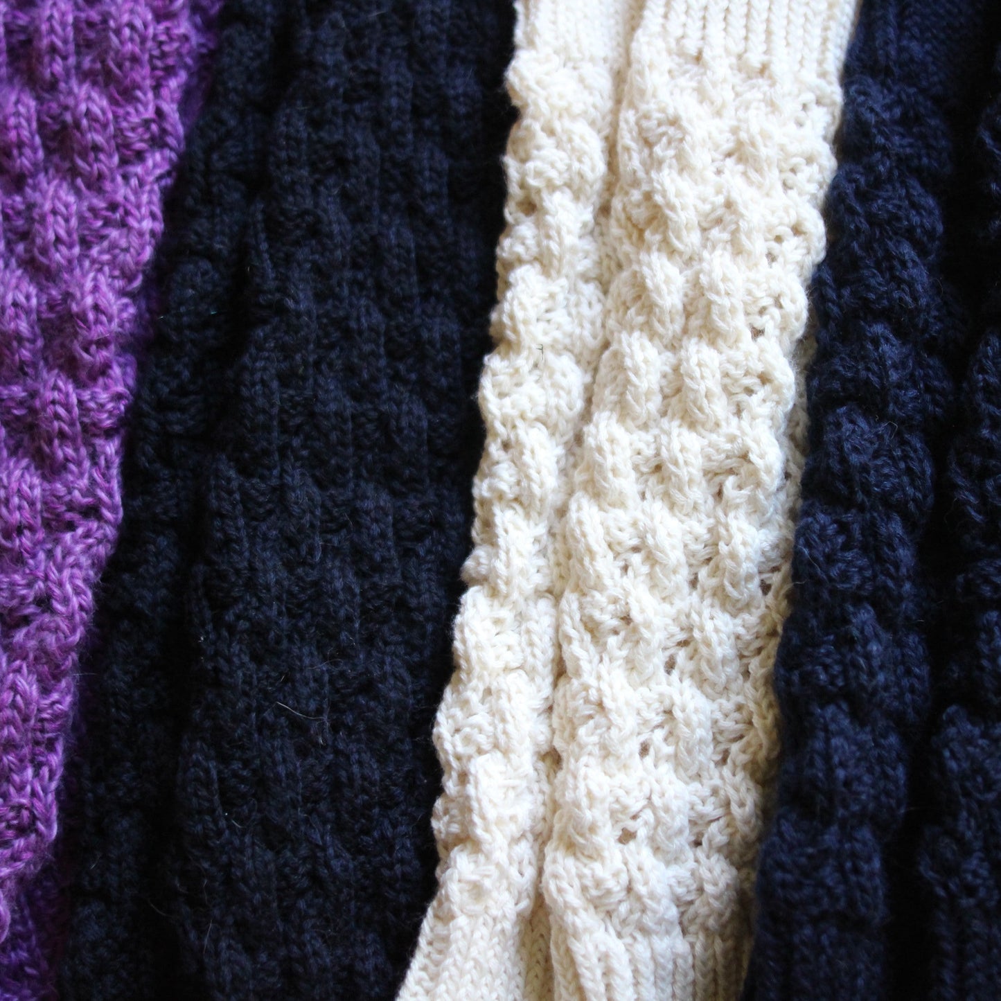 Bēšas garas adītas melanža dzijas getras  ar rakstainu valnīti  (VEPA 139)