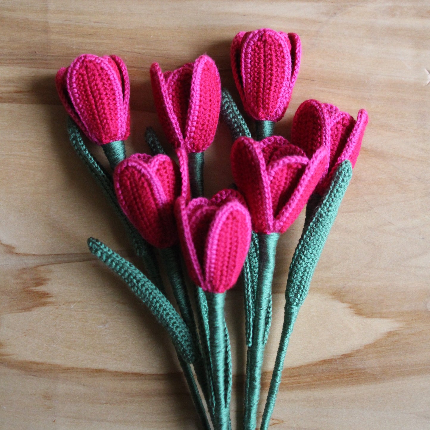 Tamborēta rozā tulpe  (INBA 20)