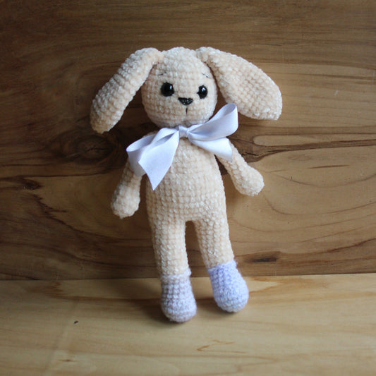 Tamborēts  gaišbrūns suns  (AIPU 99)