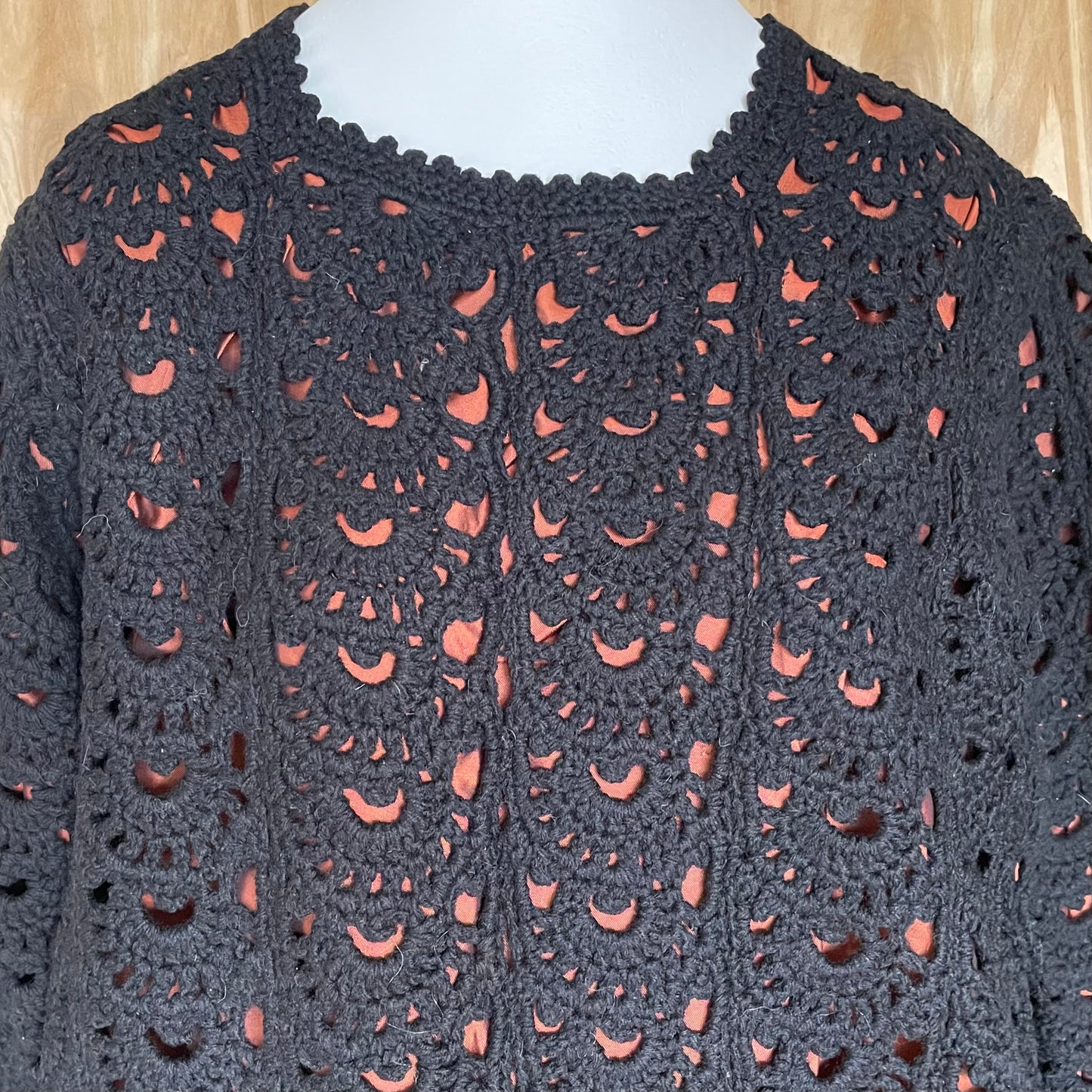 Black/orange dress (M-L) with lace pattern (INKL 24)