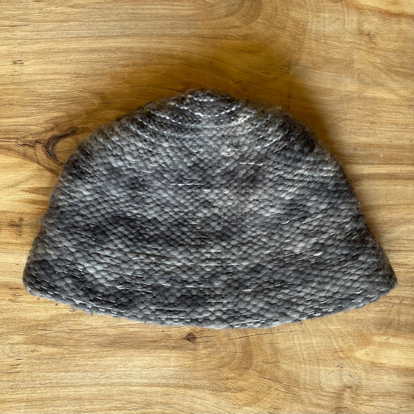 Dark gray hat (INKL 43)