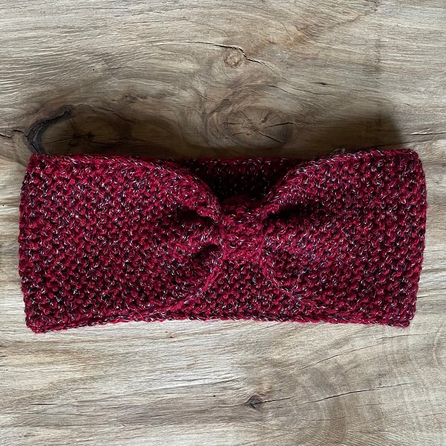 Dark red head band with shiny yarn (VEPA 99)