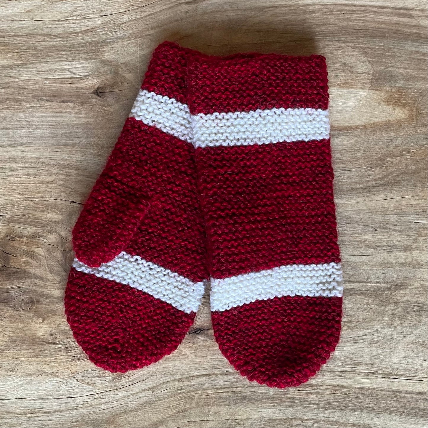 Dark red knitted mittens with white stripes (VEPA 103)