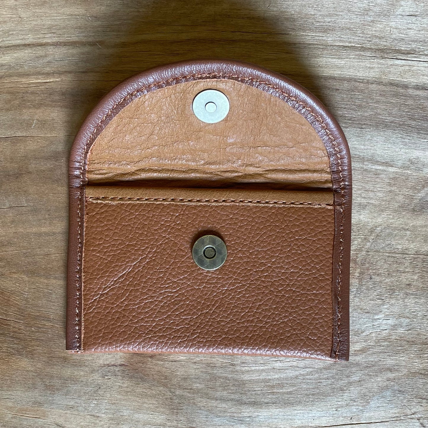 Small leather wallet in brown (RARA 120)