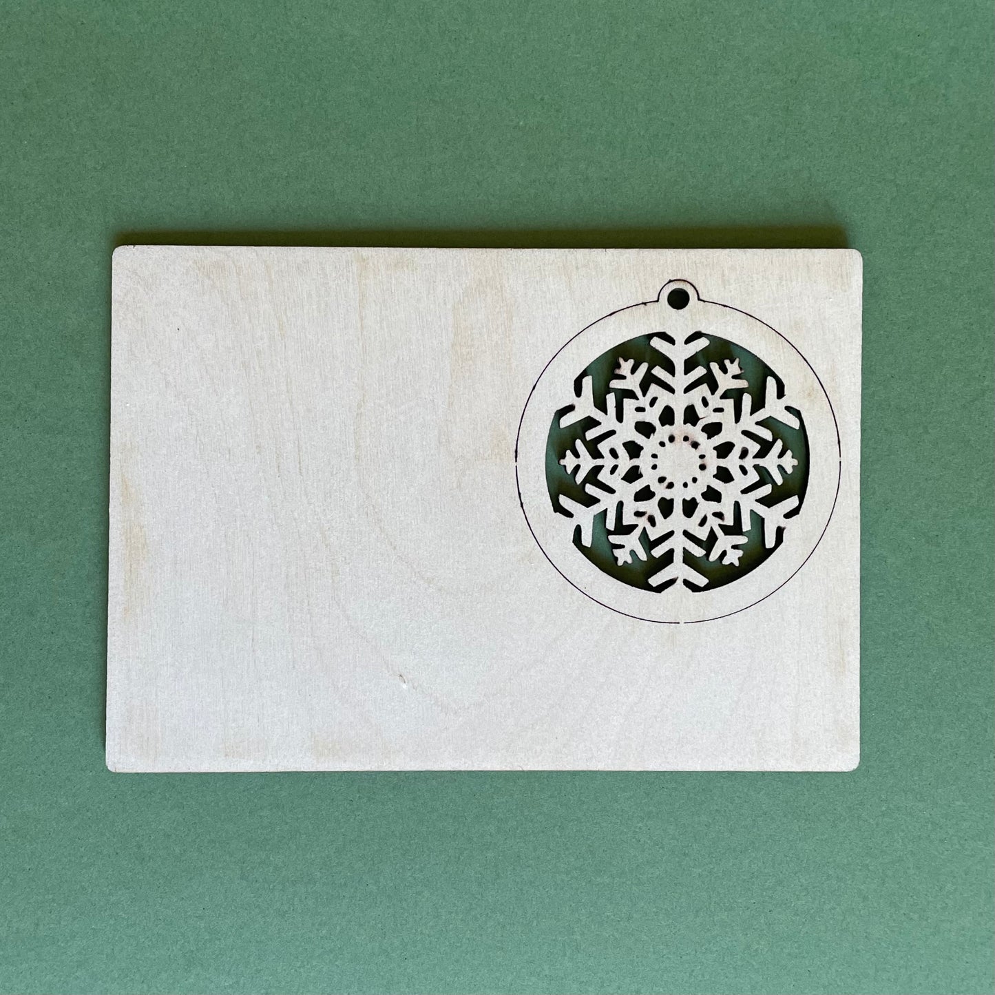 Plywood postcard with milled snowflake decoration (RAJO 42)