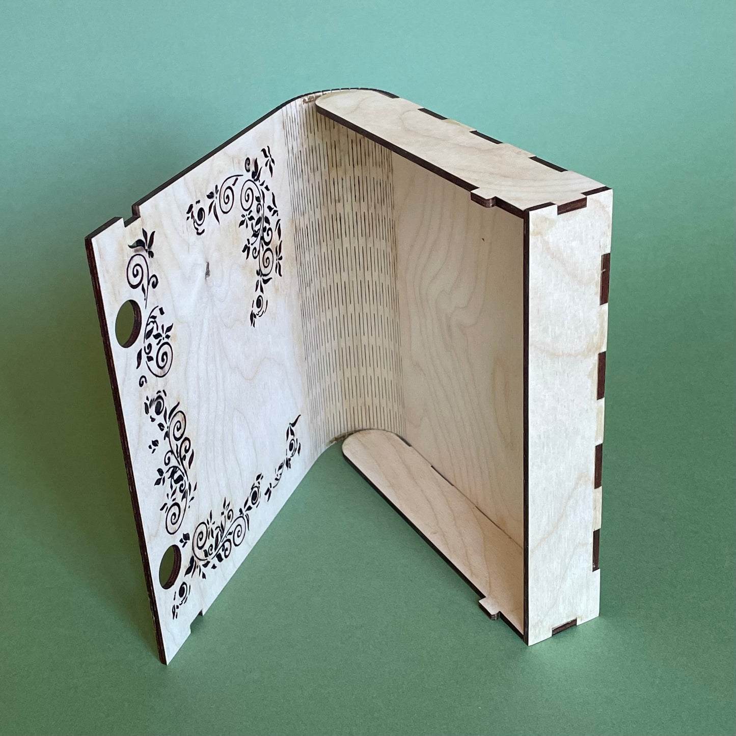 Light plywood box "Book" (RAJO 52)