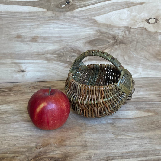 Small size wicker basket (SALA 97)