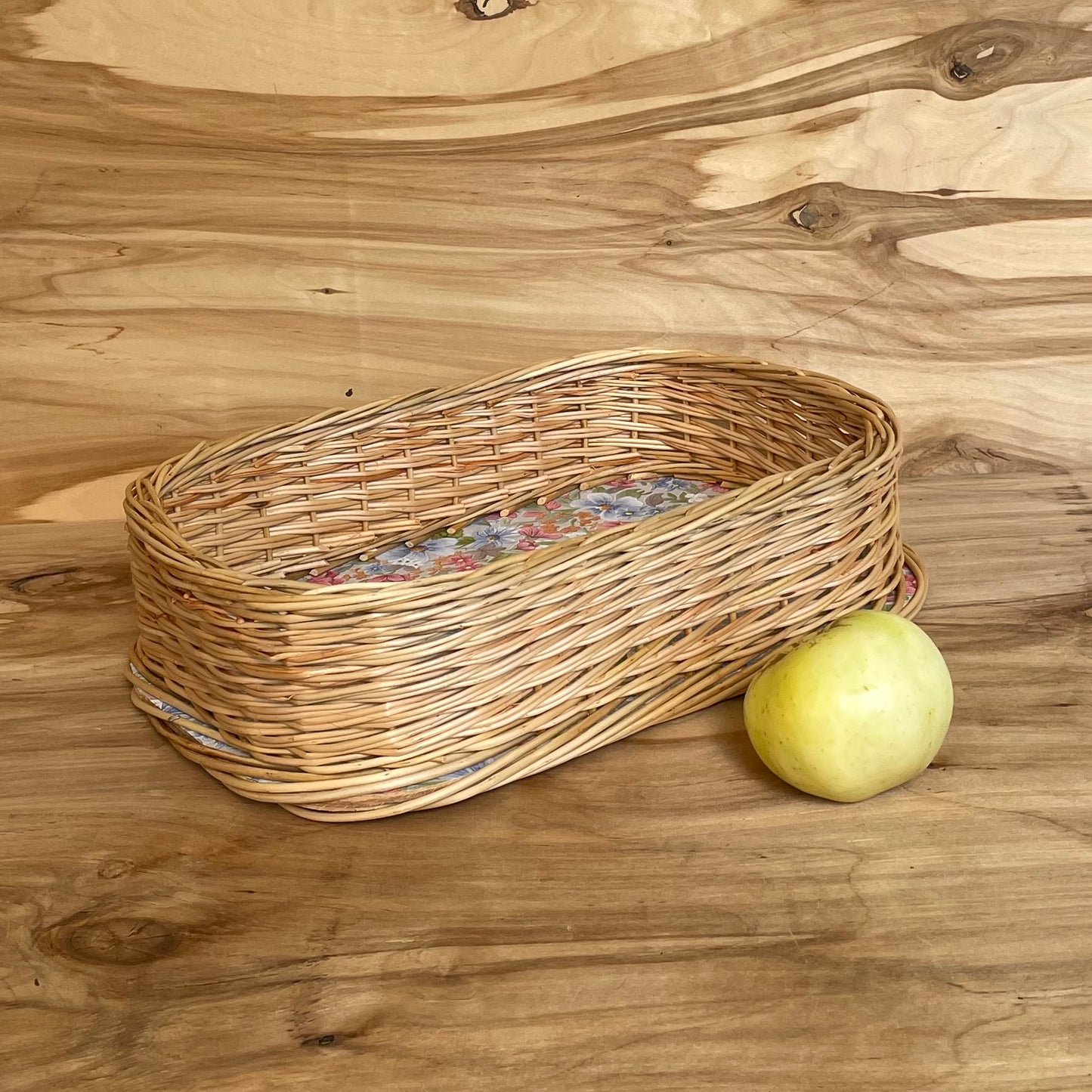 Greenish brown wicker basket (SALA 90)