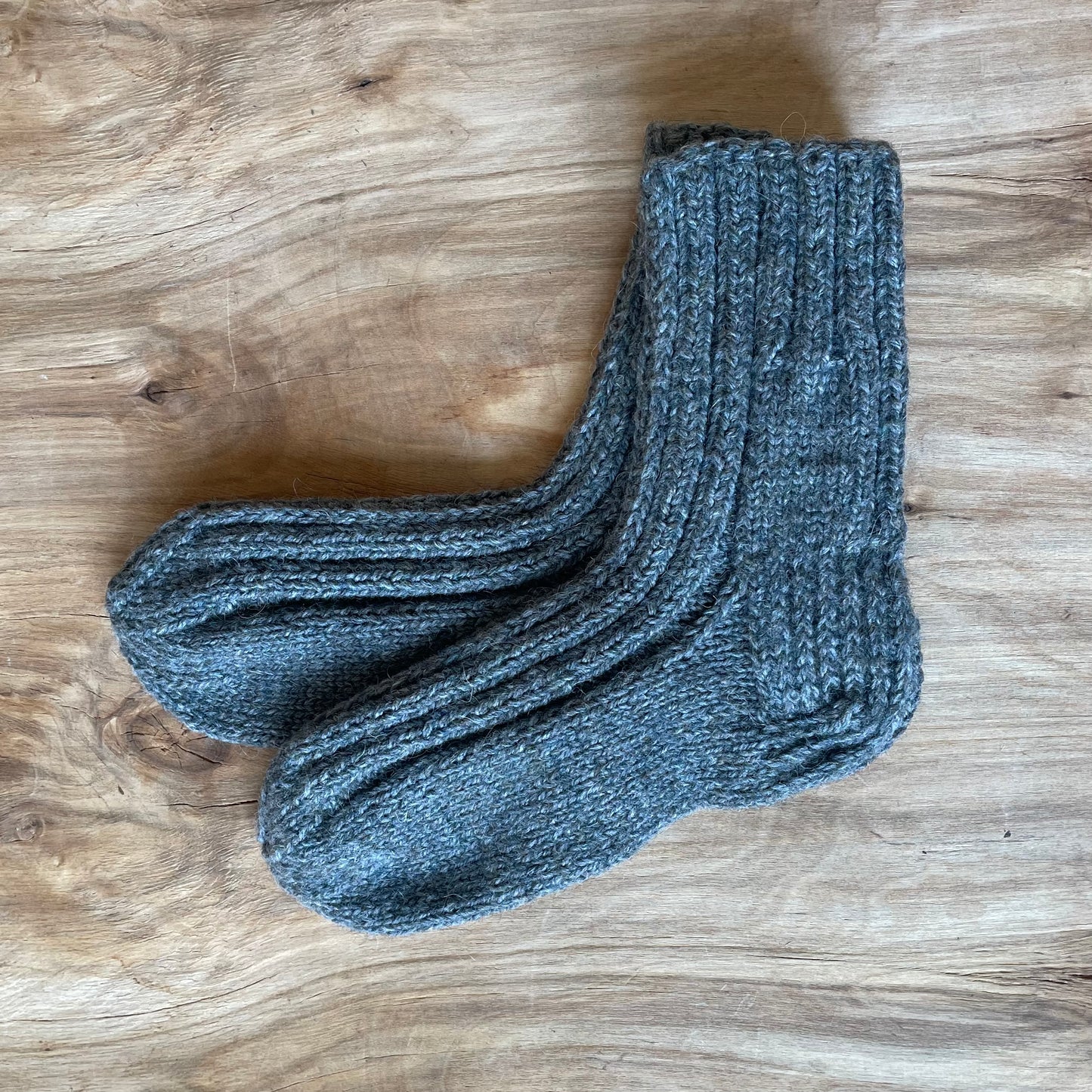 Gray bluish warm socks size 36-38. (LARE 21)