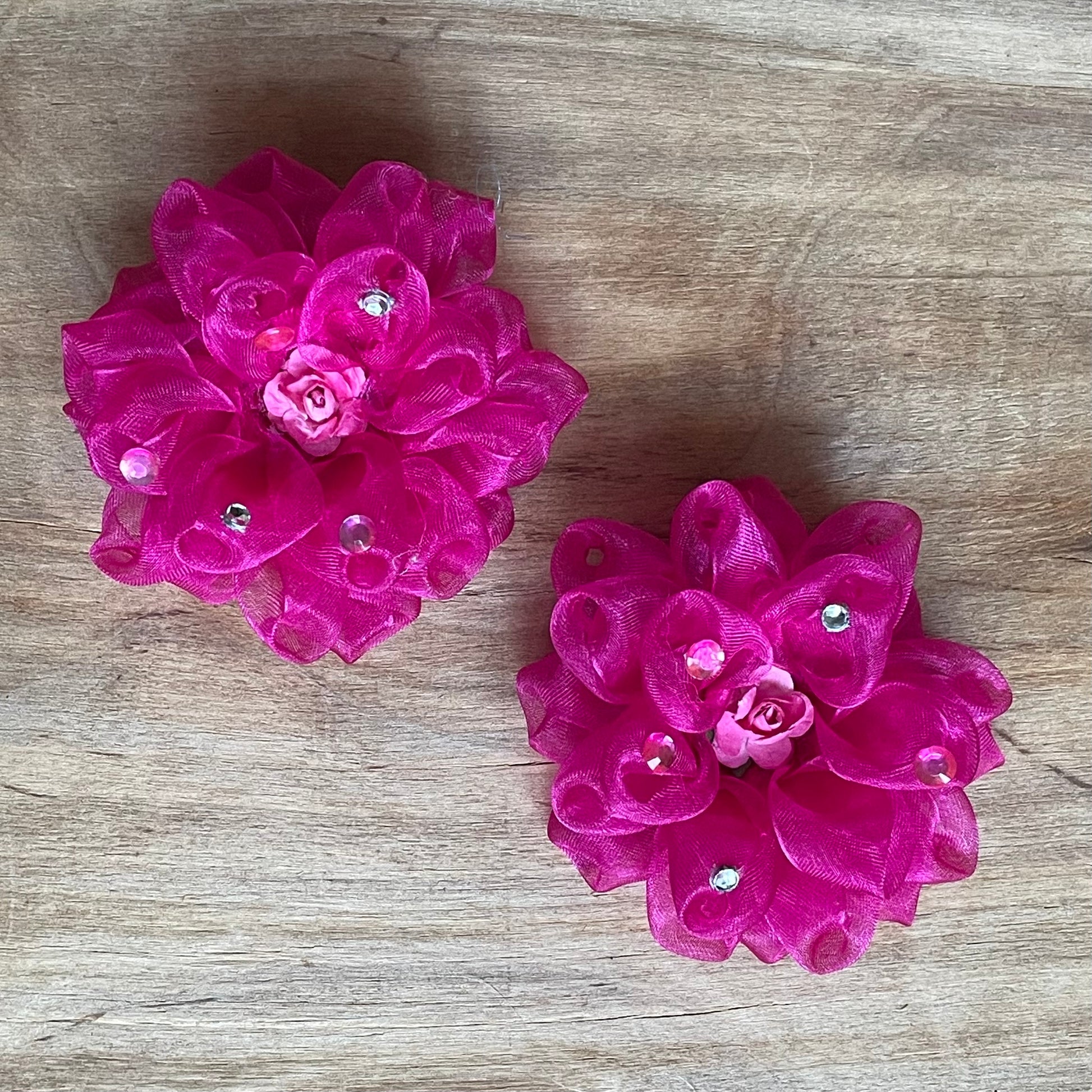 Koši rozā matu gumija zieda formā (IRFI 50) - www.tiptip.lv 