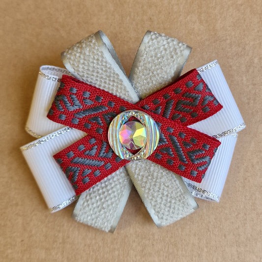 Latviska piespraude (AIPU LV3) - www.tiptip.lv 