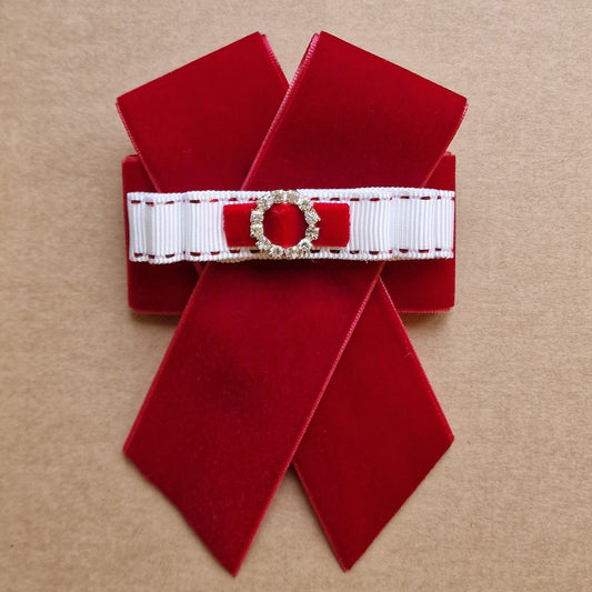 Latviska piespraude (AIPU LV6) - www.tiptip.lv 