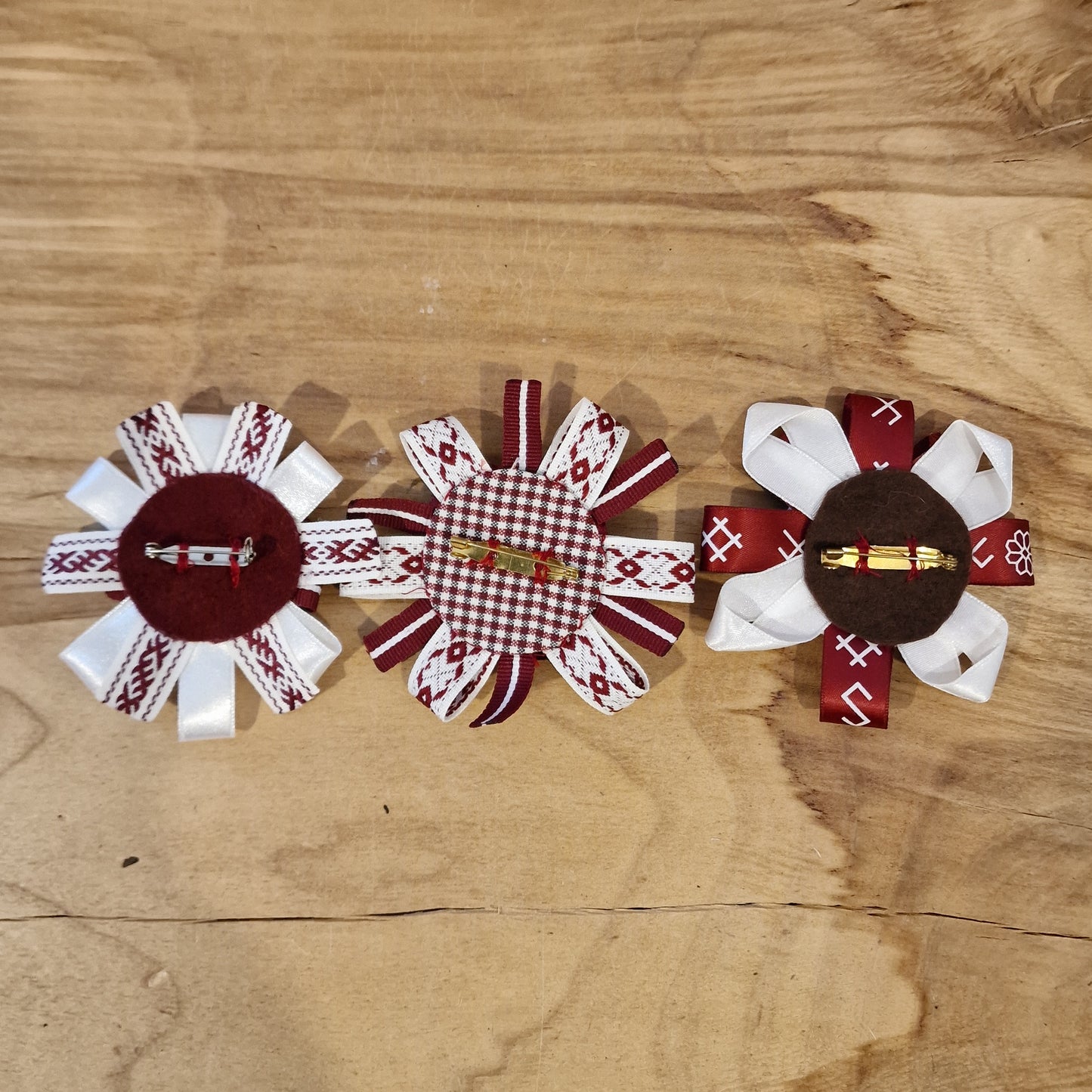 Latviska piespraude (ALMA 142) - www.tiptip.lv 