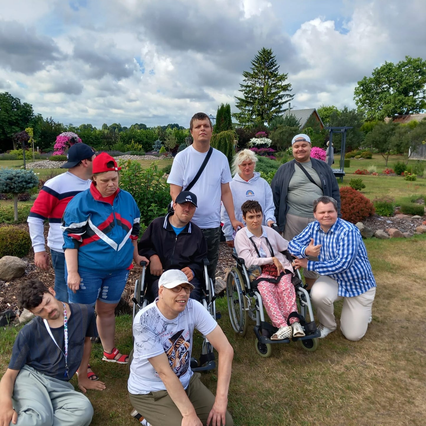 Magnētiņš "gaiši dzeltena puķīte" (RŪBĒ 28) - www.tiptip.lv 