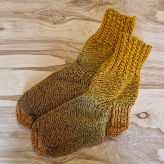 Maigi sinepju un zaļganu toņu vilnas zeķes 42.-44.izm. (IVZA 36) - www.tiptip.lv 