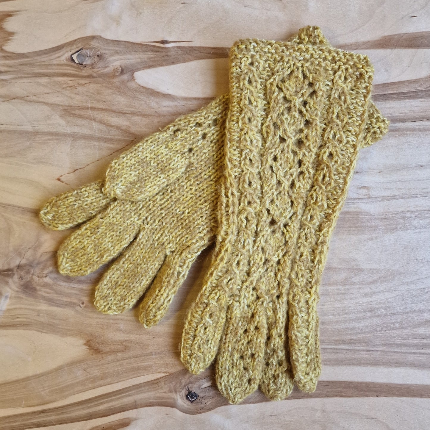 Melanža dzelten/sinepju adīti pirkstaiņi (DZTO 81) - www.tiptip.lv 