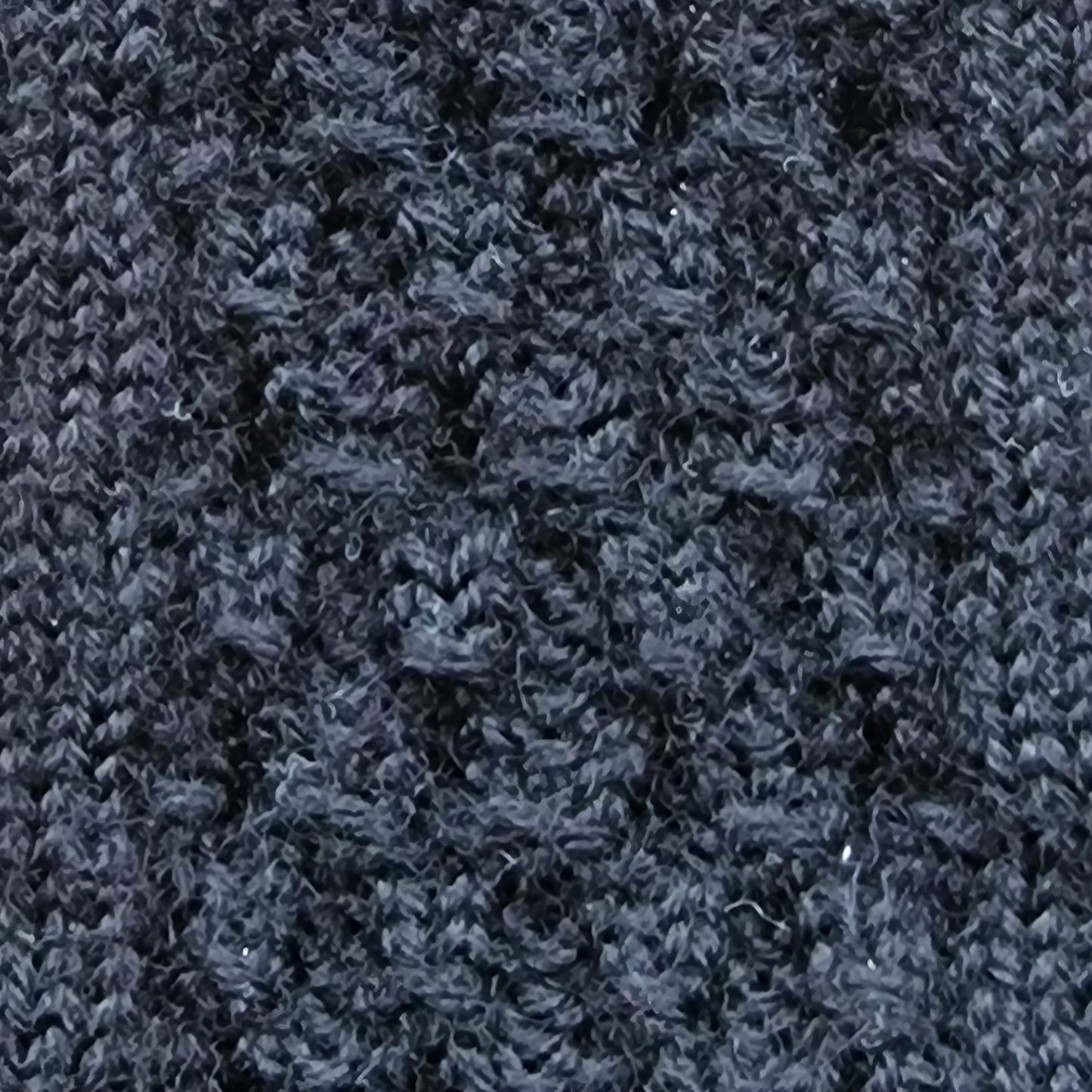 Rokām adīti melni pirkstaiņi ar kāsīšu rakstu plaukstas virspusē (INVA 31) - www.tiptip.lv 