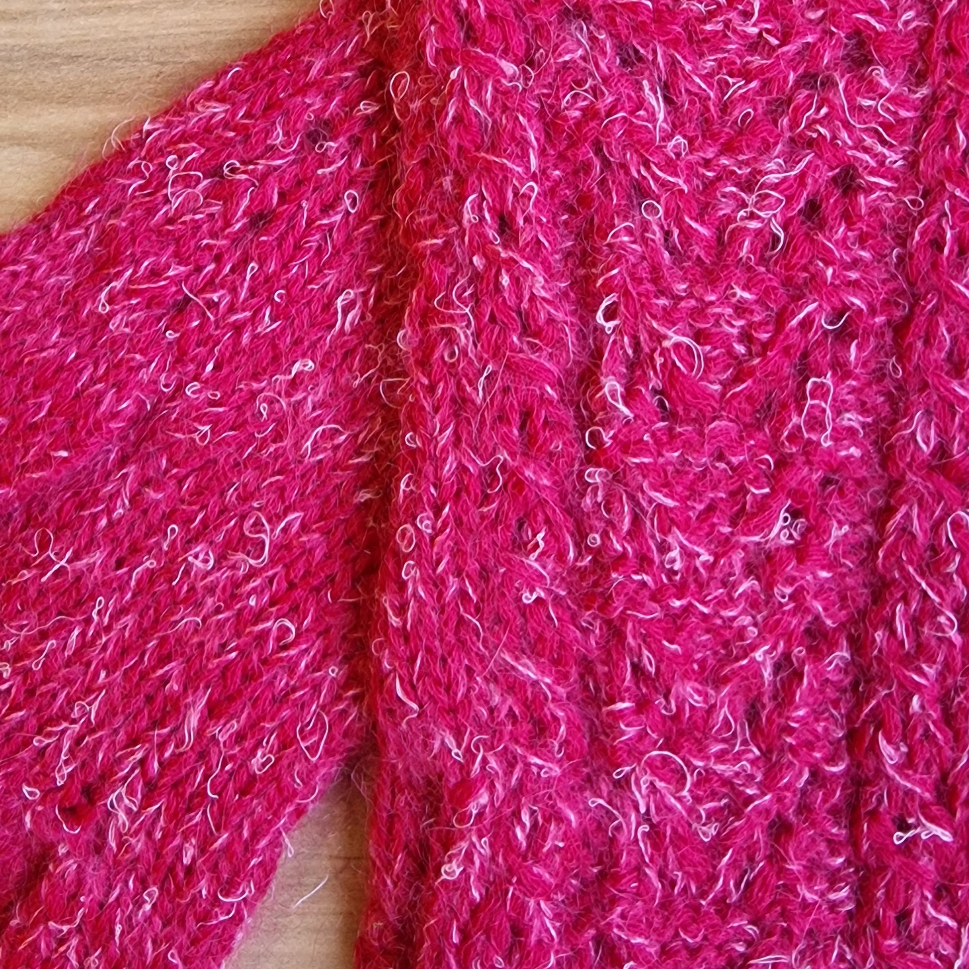 Rokām adīti rozā puscimdi (DZTO 84) - www.tiptip.lv 