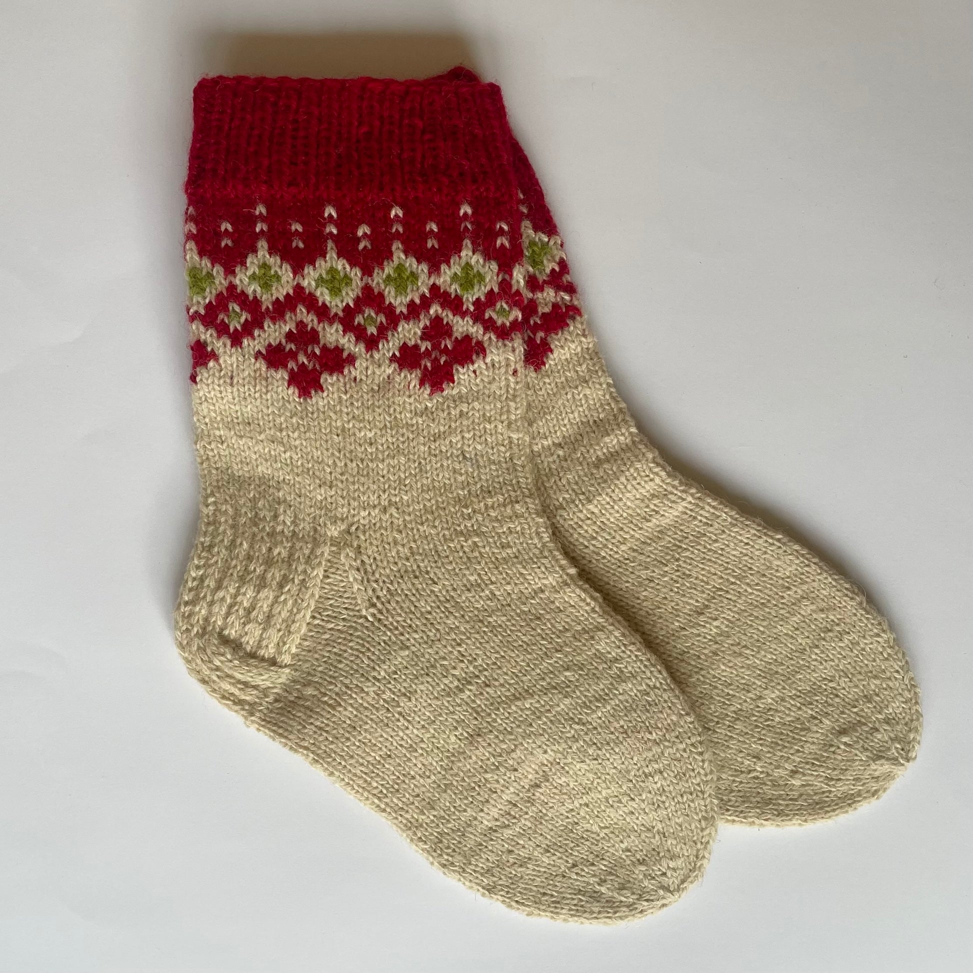 Siltās zeķes 35.-37.izm. baltā krāsā (MALI 25) - www.tiptip.lv 