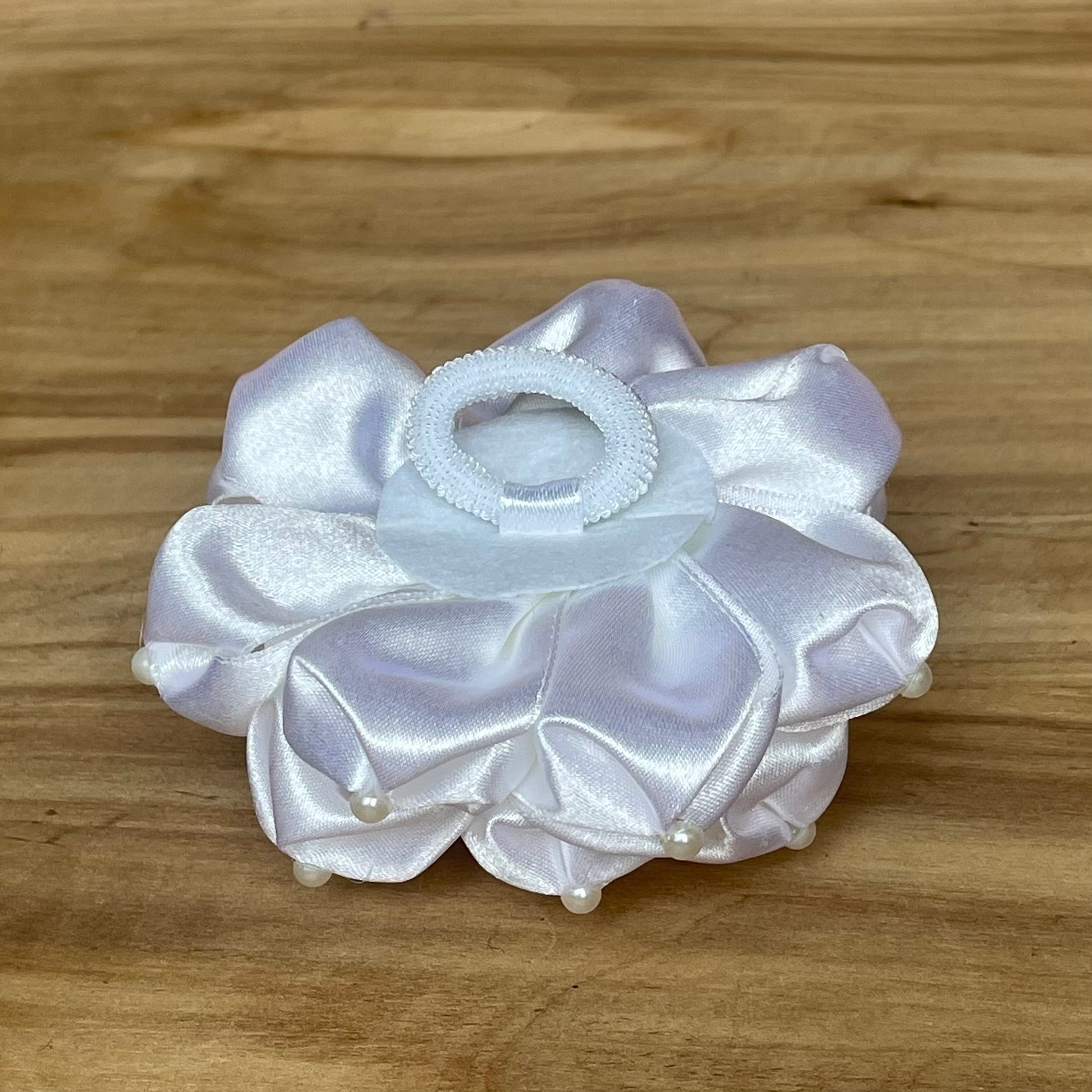 Sniegbalta matu rota ar pērlītēm (IRFI 4) - www.tiptip.lv 