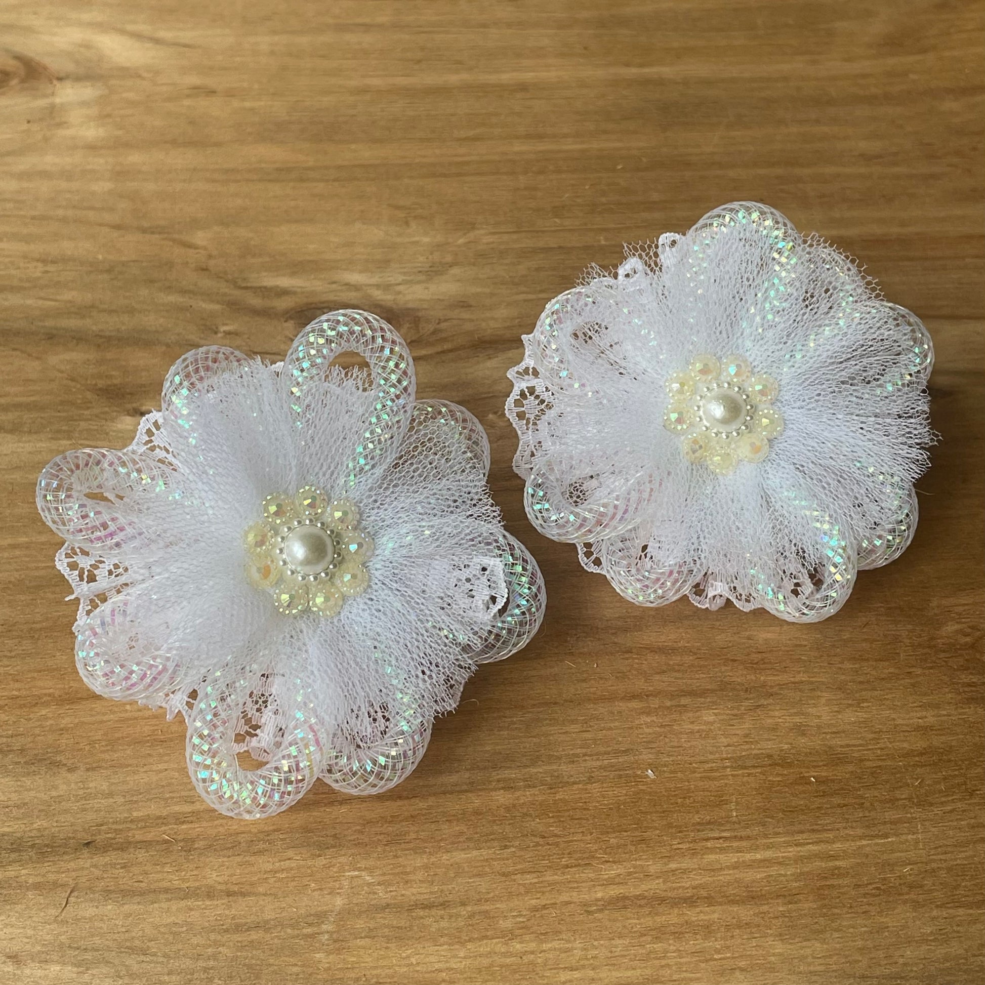 Spīdīgi balta matu rota (IRFI 16) - www.tiptip.lv 