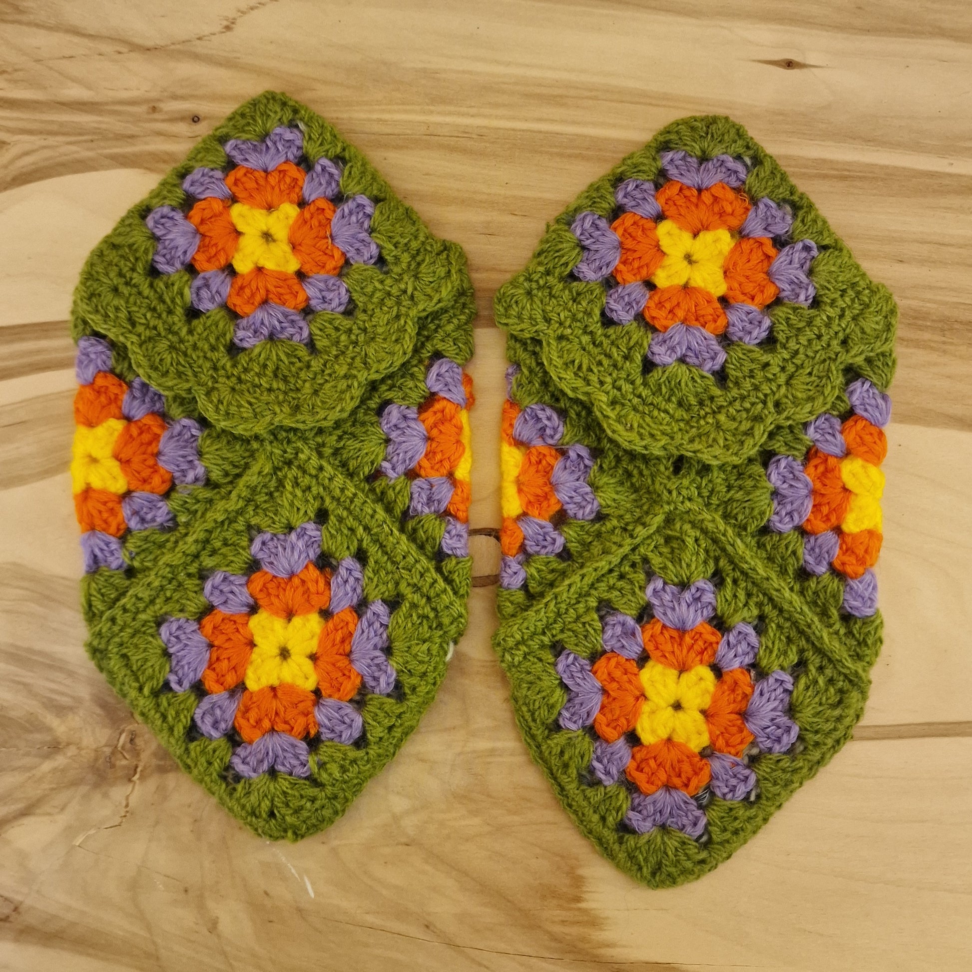 Tamborētas čībiņas (sūnu/violeta/oranža/dzeltena) 36.-38.izm. (VAAP 14) - www.tiptip.lv 