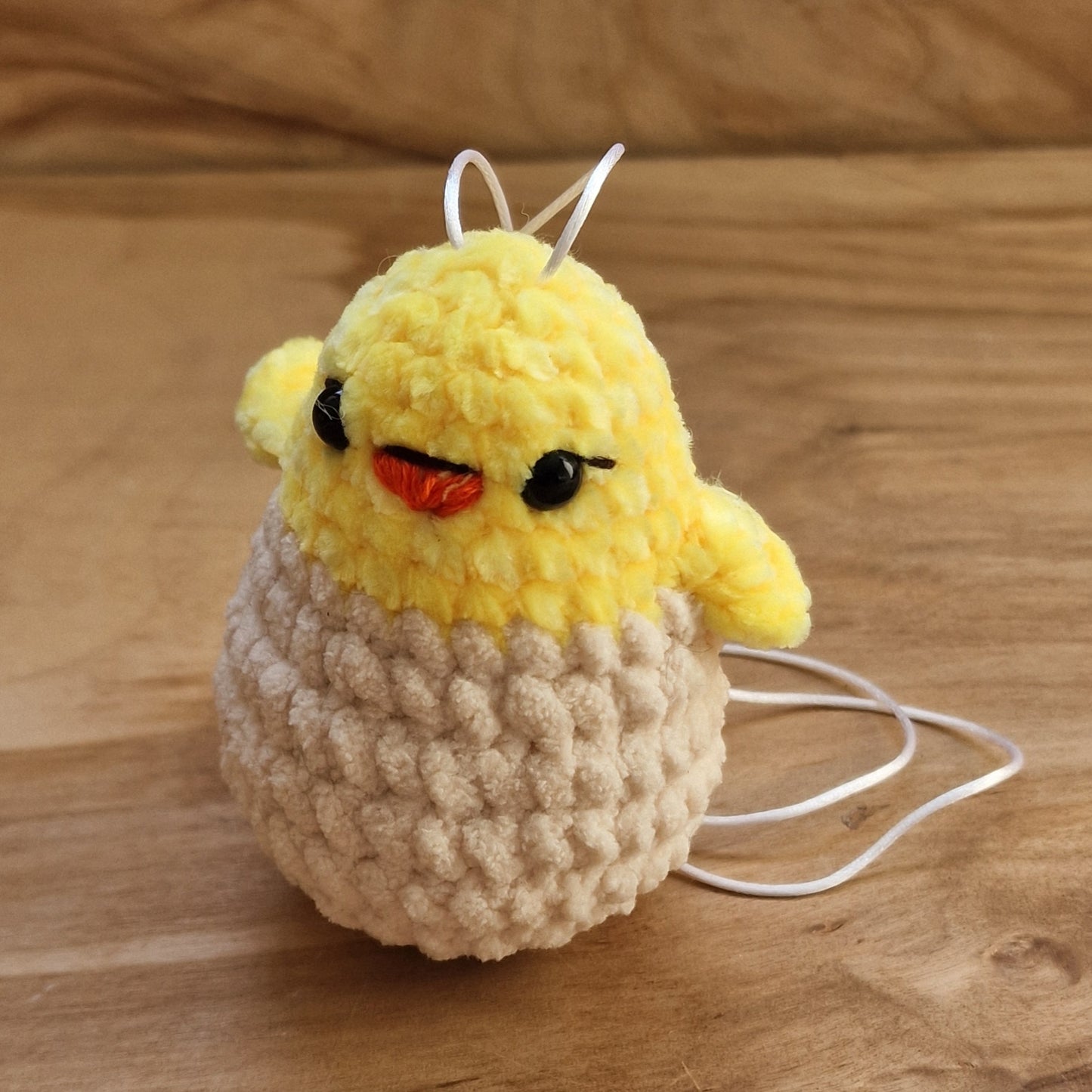 Tamborēts cālēns dzeltenā un ādas krāsā (AIPU 65) - www.tiptip.lv 