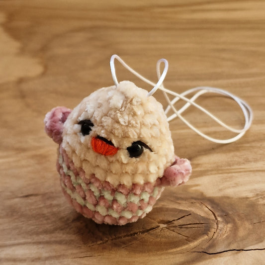 Tamborēts cālēns gaišos toņos (AIPU 67) - www.tiptip.lv 