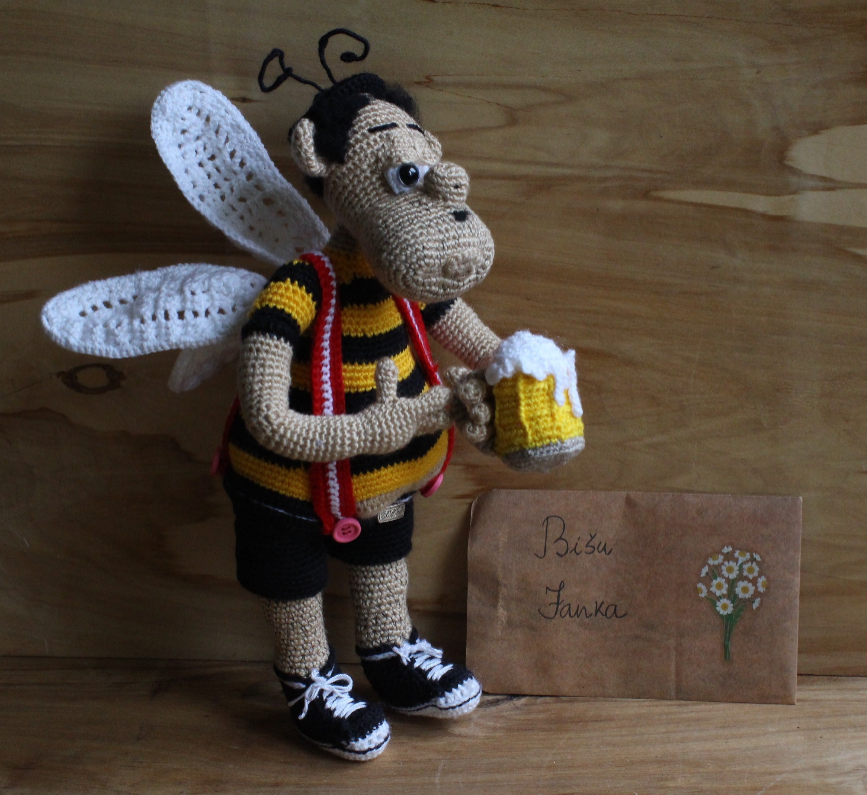 Tamborēta rotaļlieta bērniem/pieaugušajiem "Bišu Janka" (INBA 1)