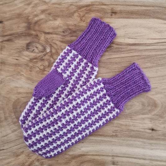 Violeti / balti vertikāli strīpoti dūraiņi (VEPA 115) - www.tiptip.lv 