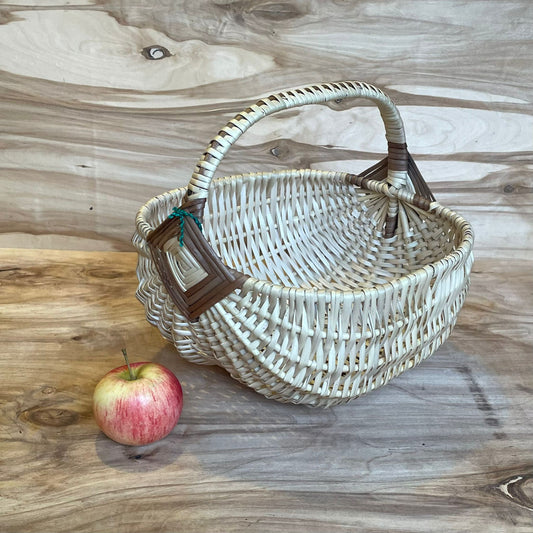 Greenish brown wicker basket (SALA 90)