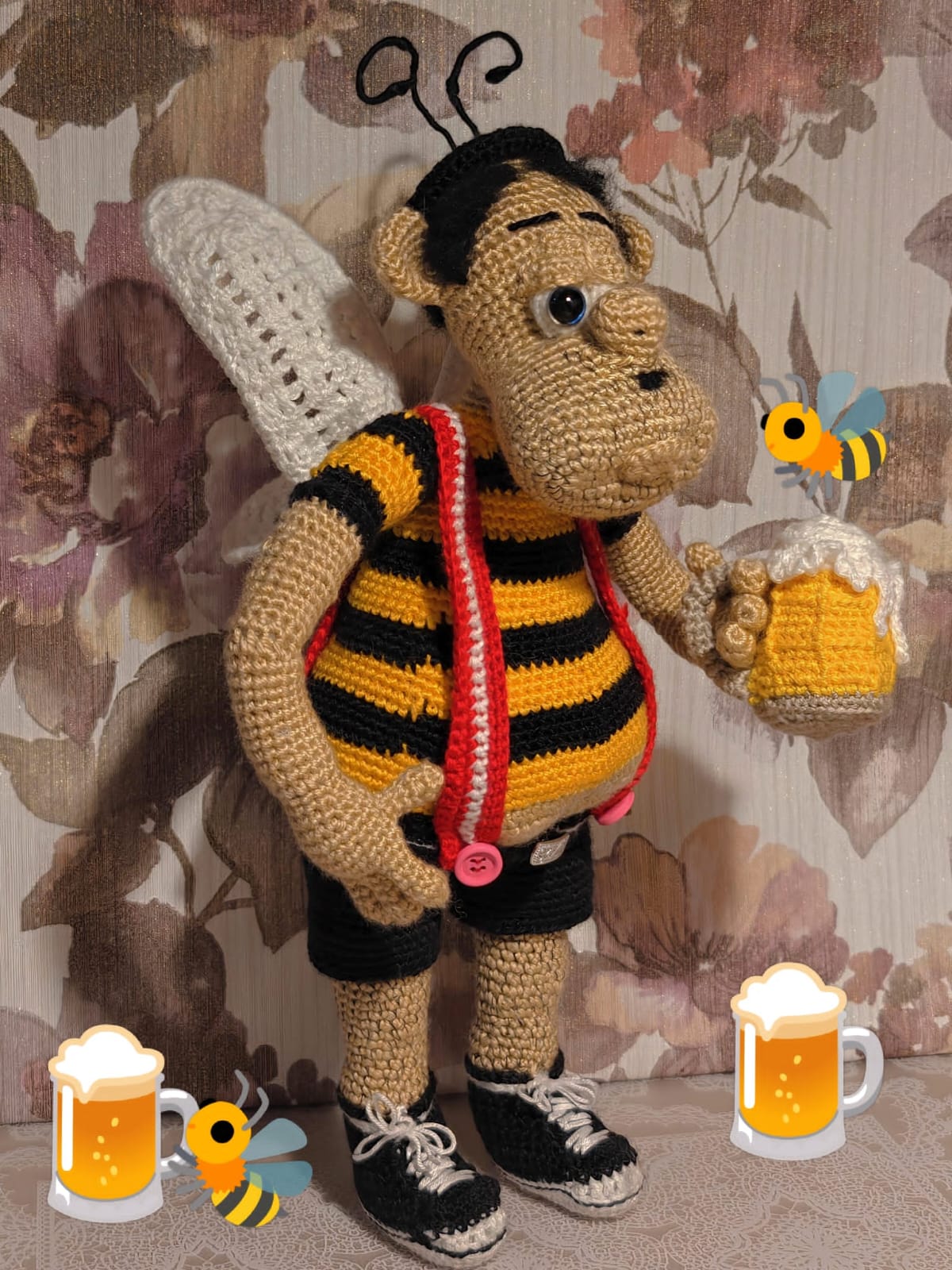 Tamborēta rotaļlieta bērniem/pieaugušajiem "Bišu Janka" (INBA 1)