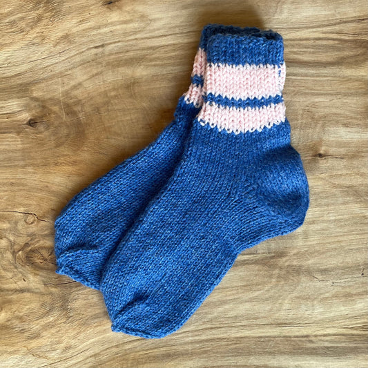 Zilas un maigi rozā siltās zeķes 36.-38.izm. (INBE 10) - www.tiptip.lv 