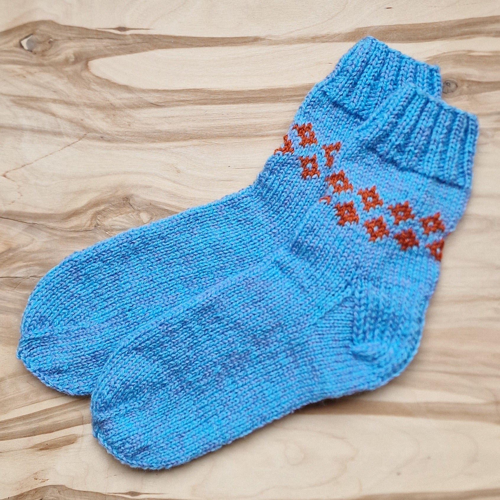 Zilas vilnas zeķes vīriešiem 42.-44.izm. (VEZI 27) - www.tiptip.lv 