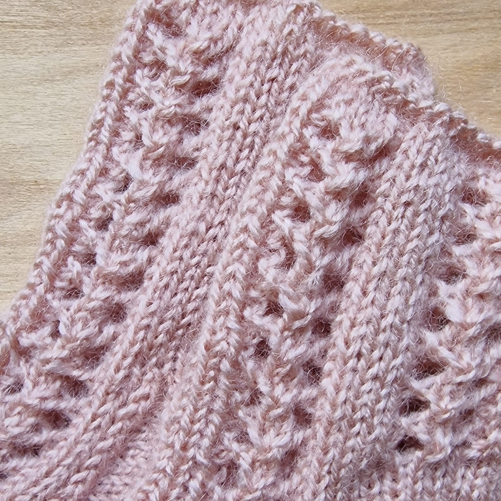 Ādas krāsas vilnas zeķes bērniem 20.-22.izm. (LIGR 1) - www.tiptip.lv 