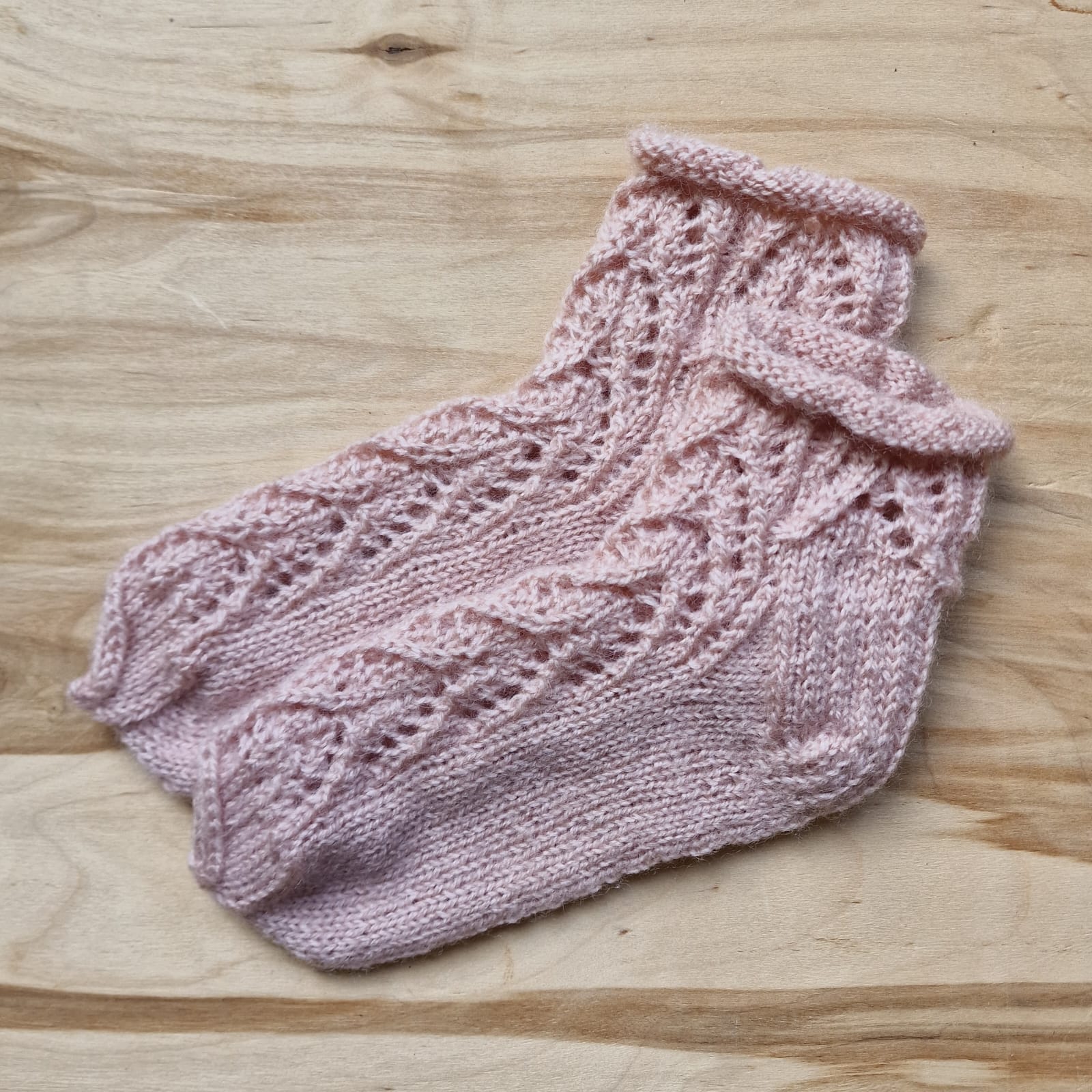 Ādas krāsas vilnas zeķes bērniem 30.-32.izm. (LIGR 2) - www.tiptip.lv 