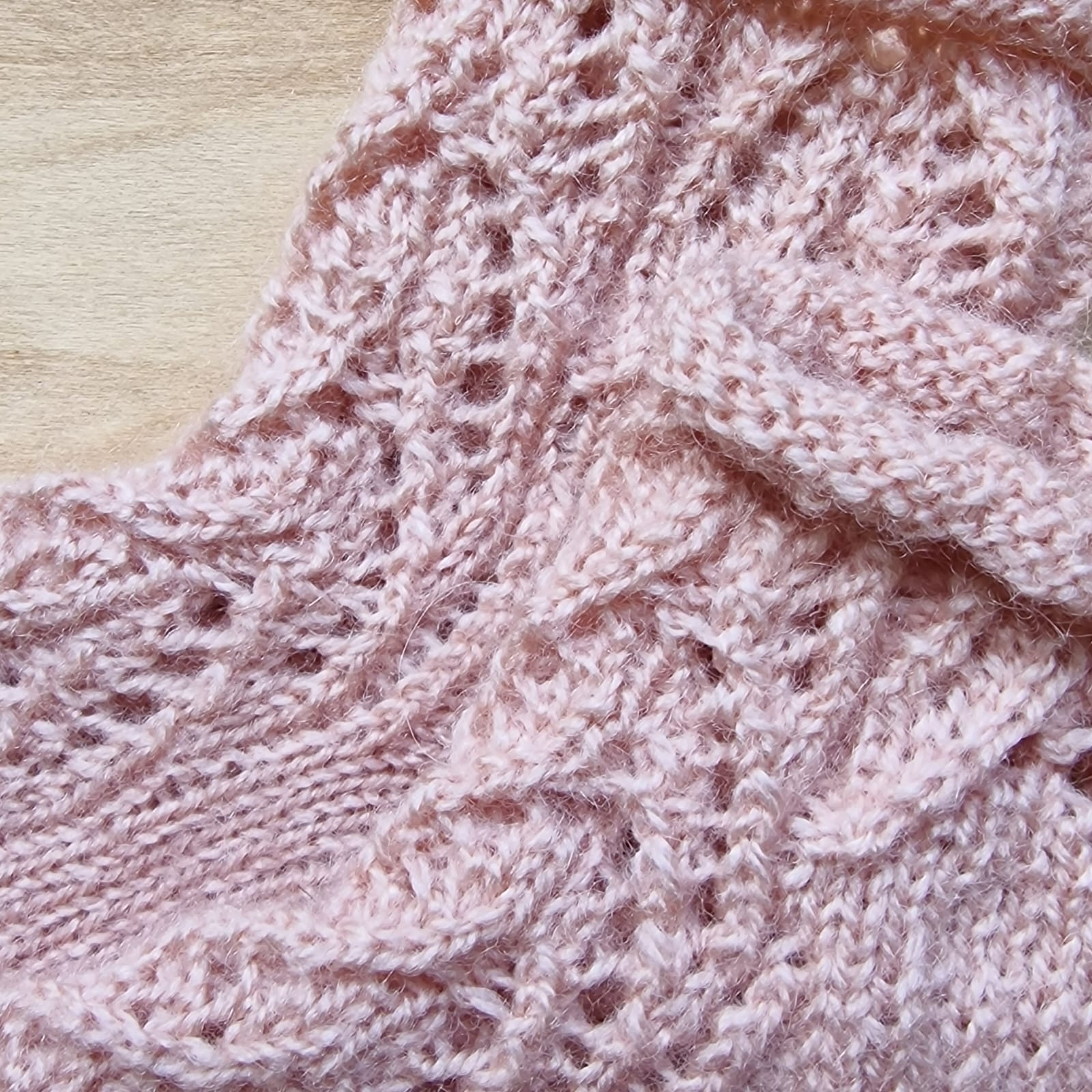 Ādas krāsas vilnas zeķes bērniem 30.-32.izm. (LIGR 2) - www.tiptip.lv 