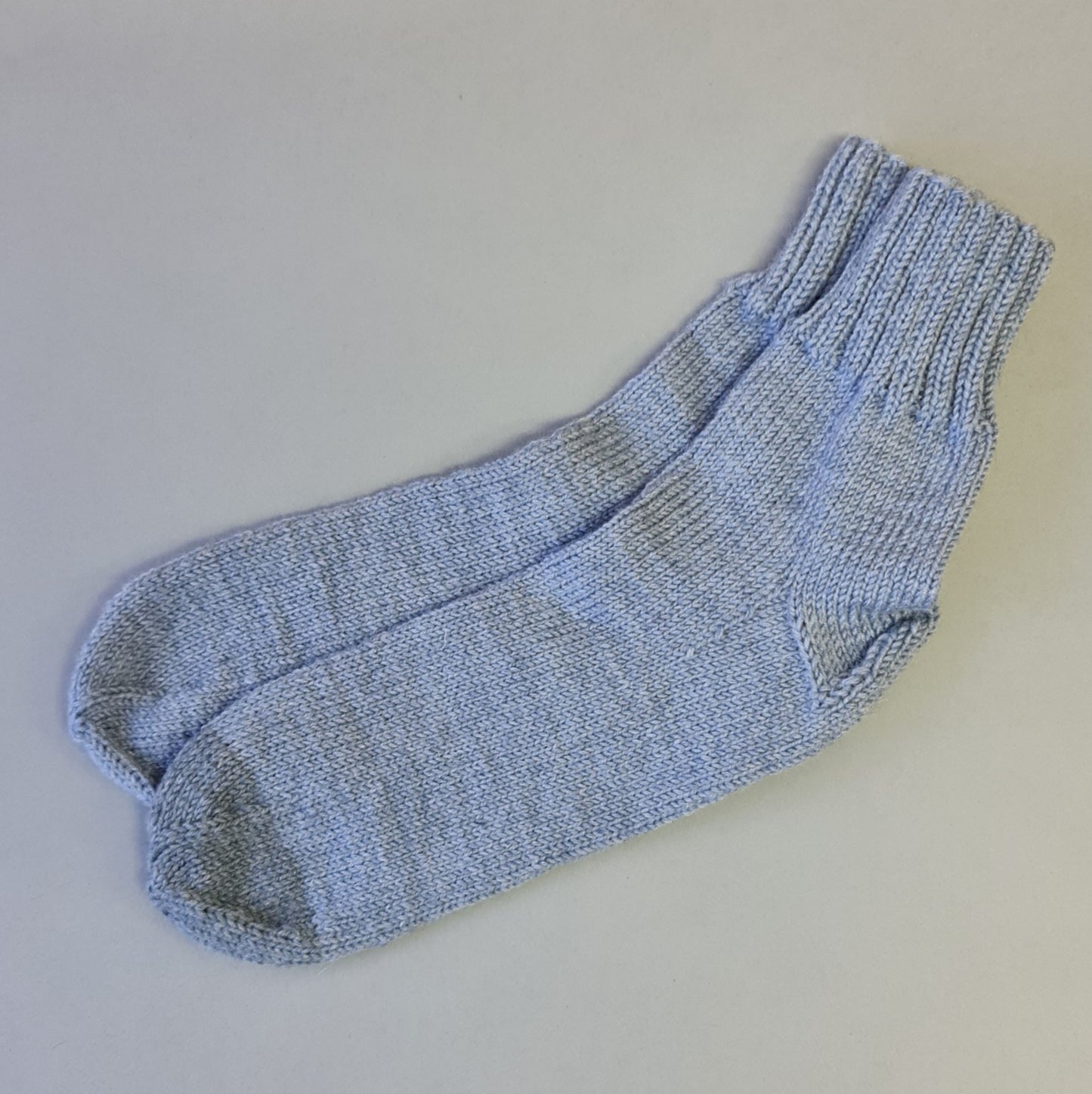 Sock yarn knitted warm socks size 35-37. gray-blue color (toe of a different tone for one sock) (MEN)