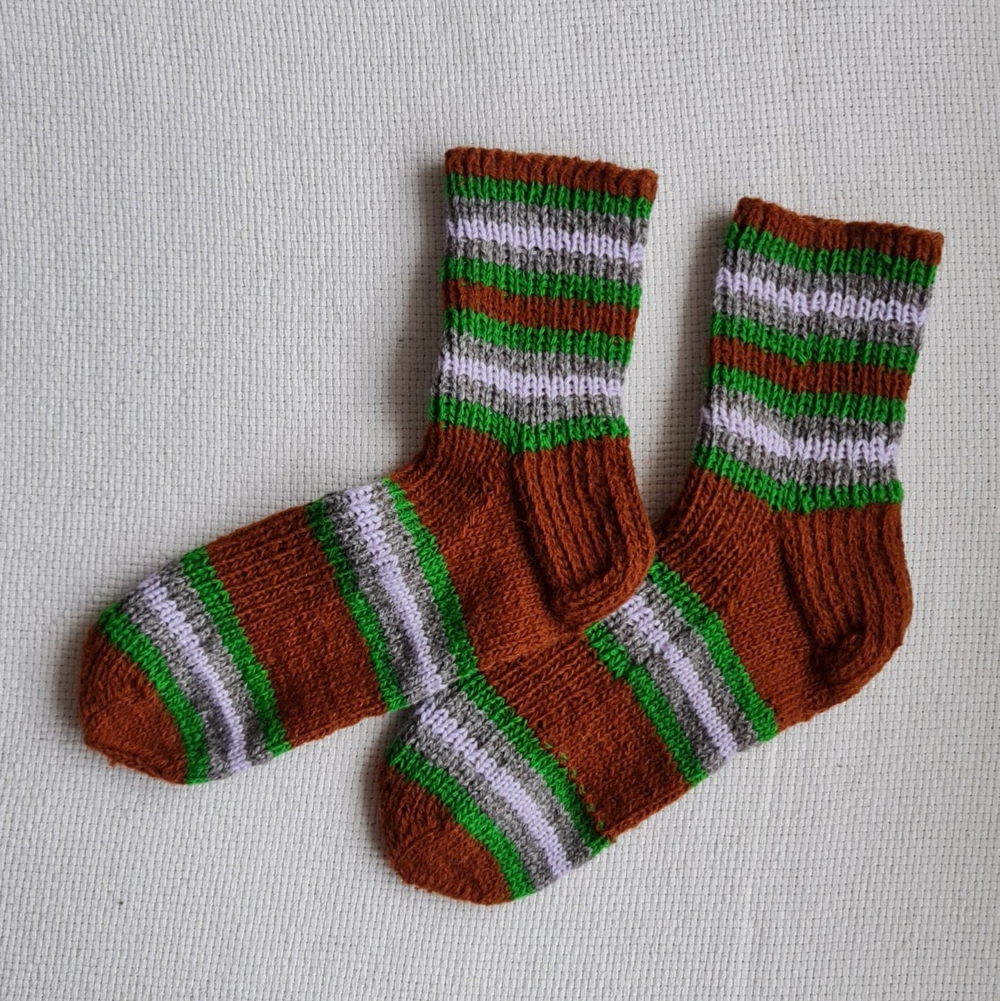 Striped knitted warm socks size 34-36. (FERA 3)