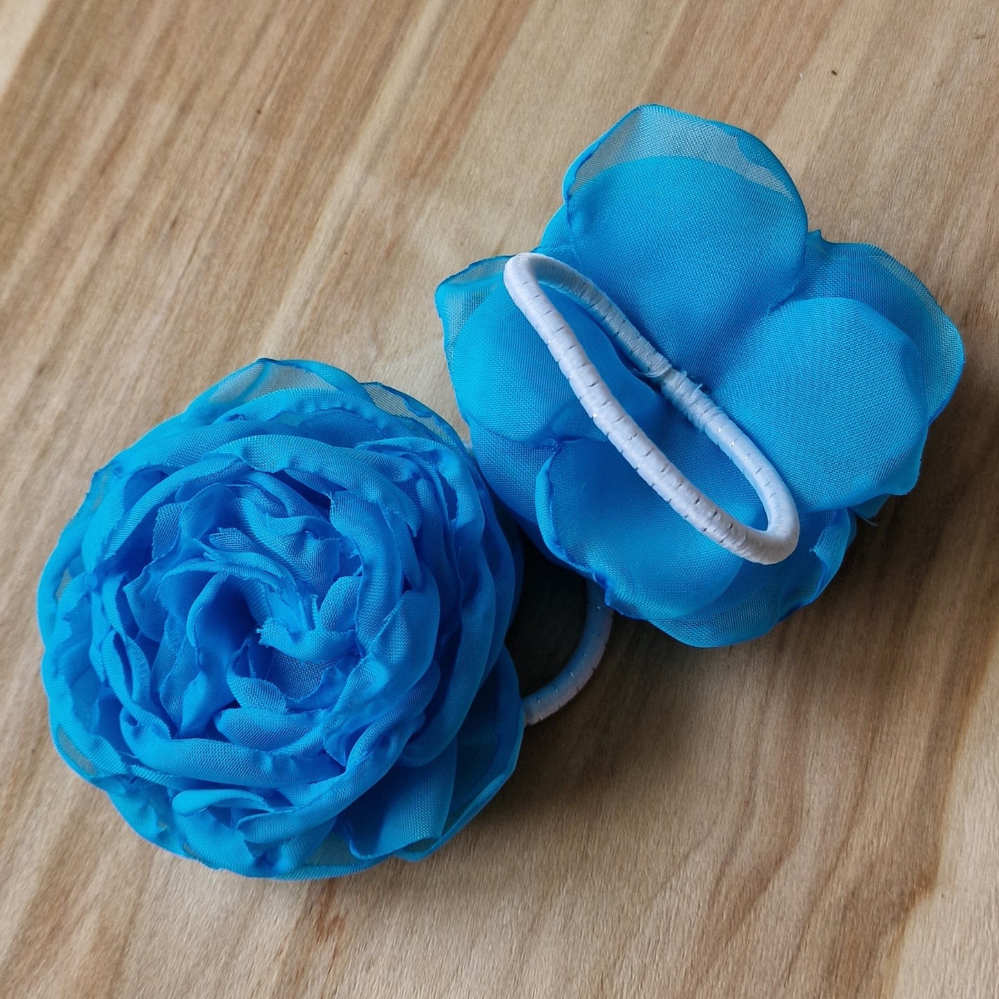 Hair elastic with blue flower (OLKH 6)