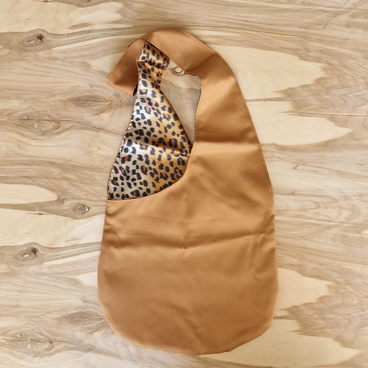 Fabric shoulder bag in brown + leopard print (VIER 9)