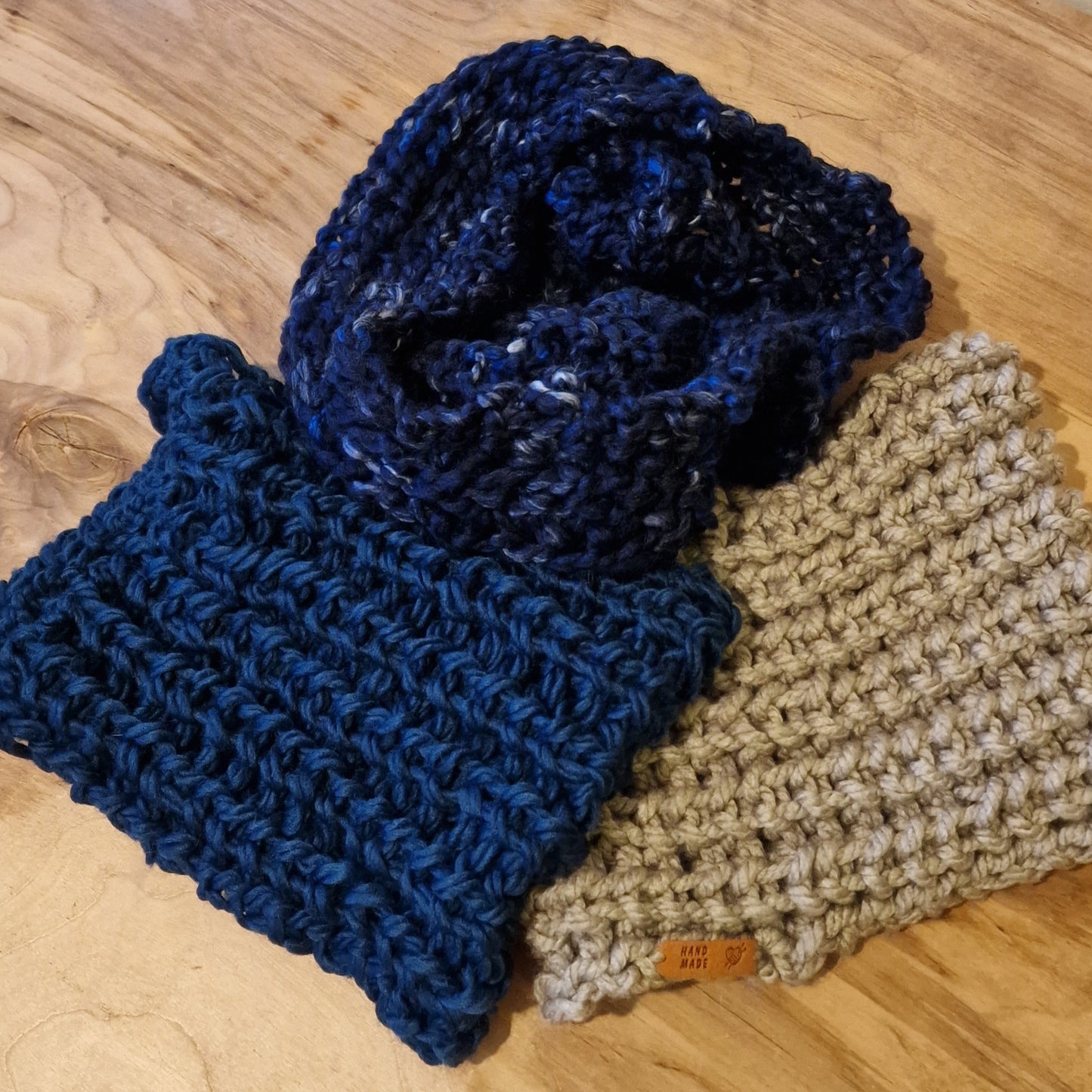 Dark blue tunnel scarf (ANST 17)