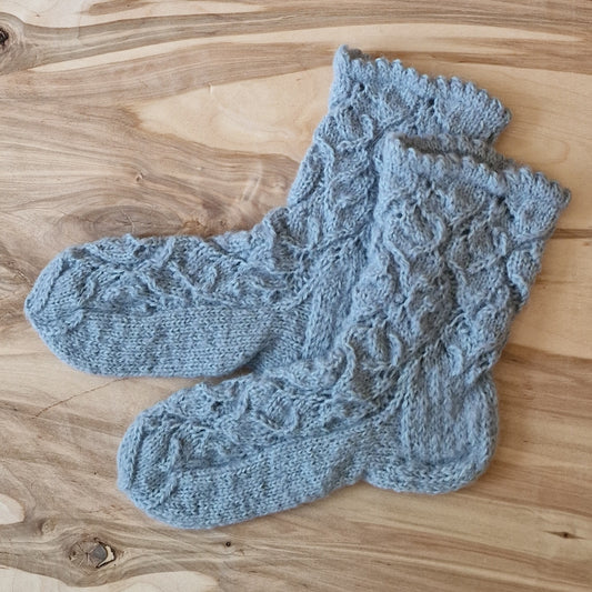 Light gray blue lace knit warm socks 32-34. size (SITE 21)