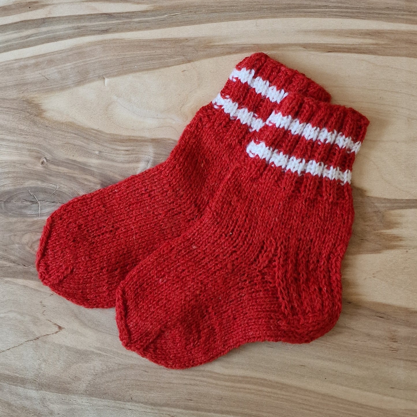 Children's wool socks size 23-25. red (SITE 25)