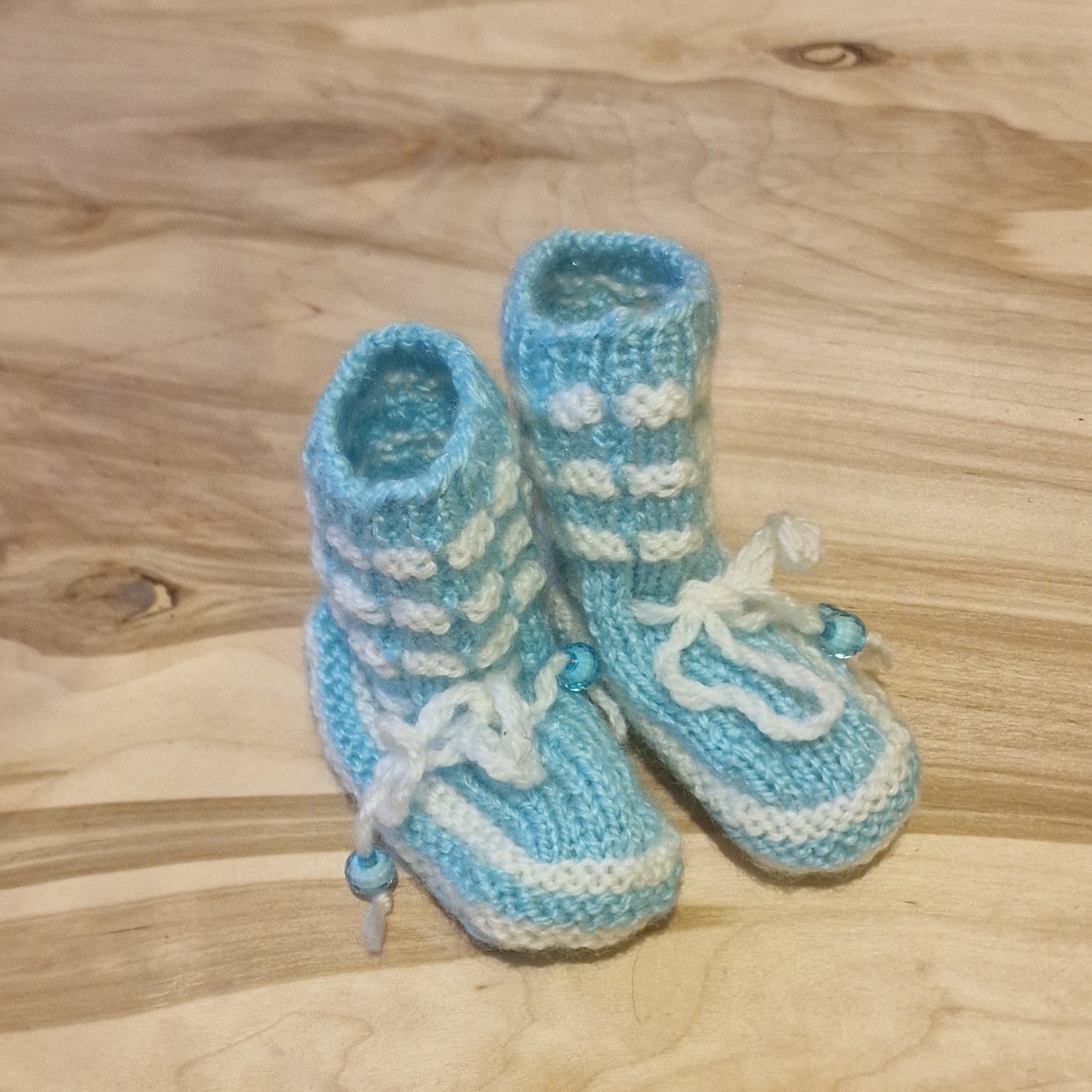Light blue and white knitted baby booties / foot 11 cm (RANI 36)
