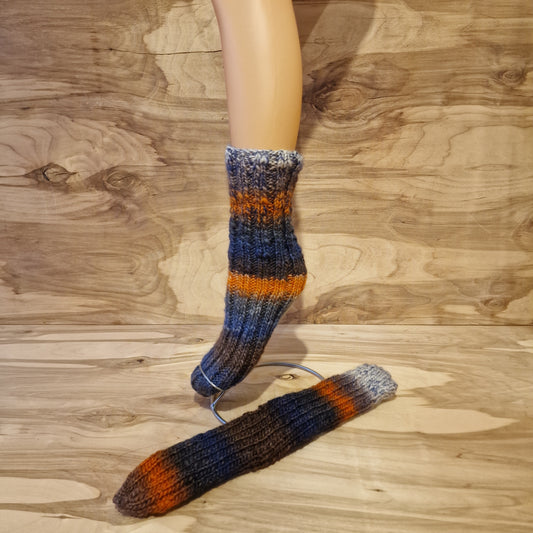 Lazy No-Heel Socks - All Sizes - Blue / Orange (RACE 29)