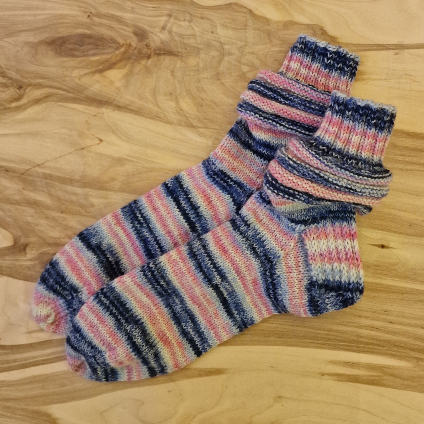 Striped woolen socks 39-41. size white/blue/pink (DAZÉ 12)