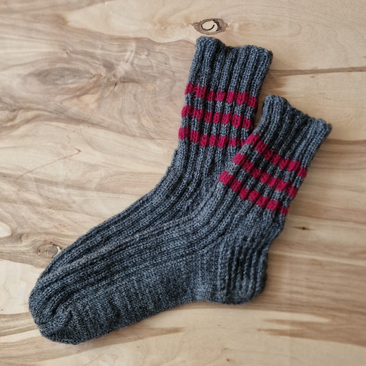 Woolen socks size 37-39. gray with dark red stripes (MASTER 28