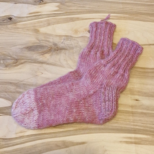 Soft pink warm socks size 37-39. (ALMA 79)