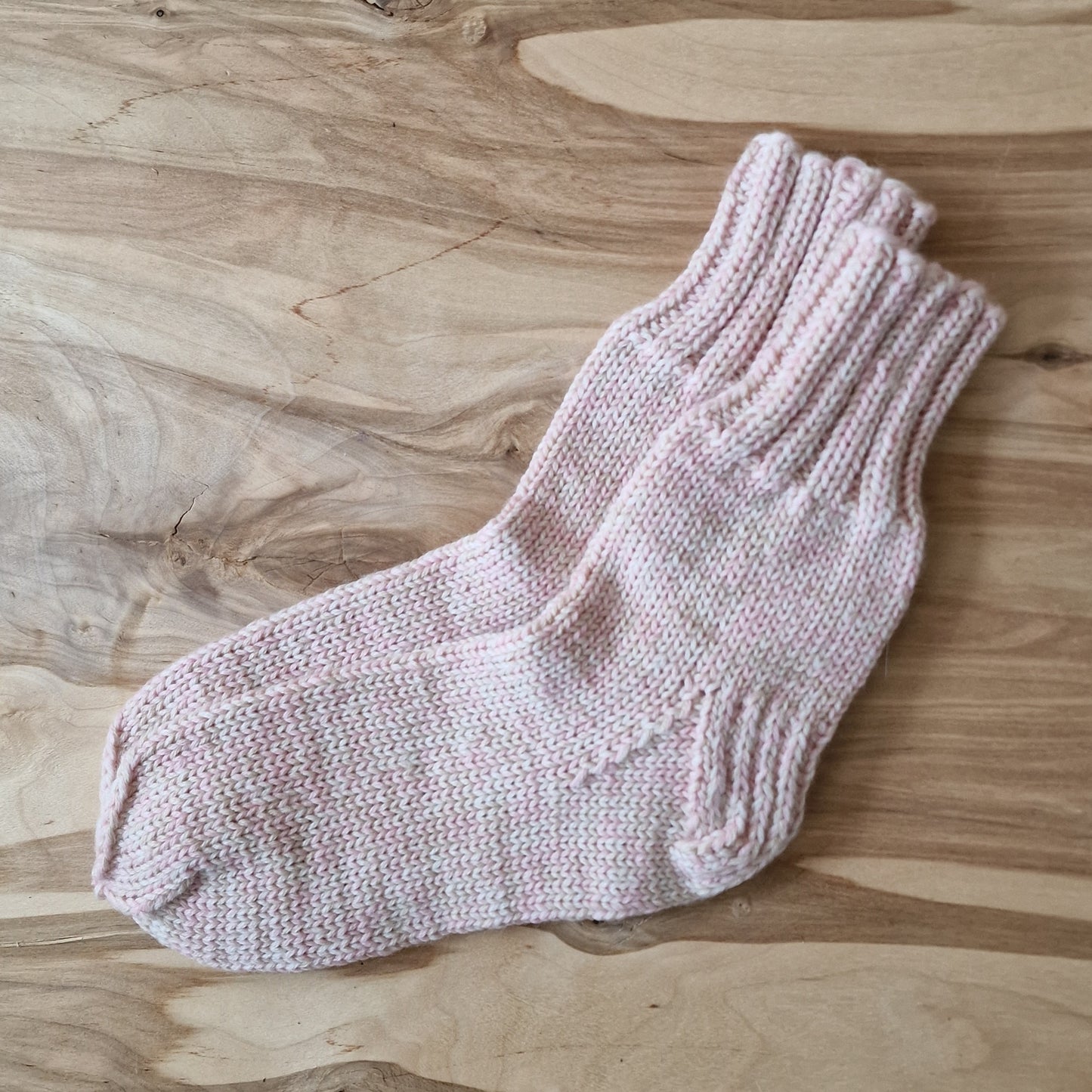 Teenage woolen socks size 33-35. light pink/sand (VEPA 68)